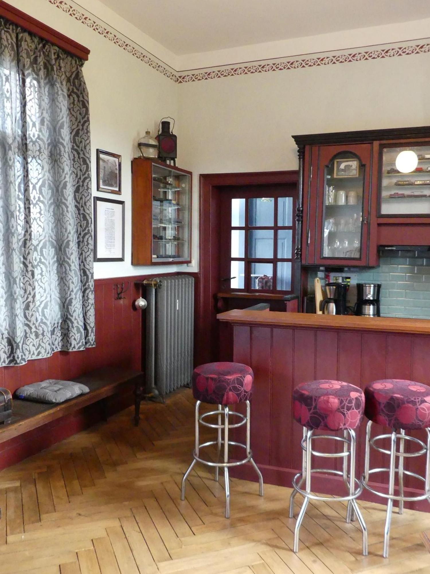 Ferienwohnung Bahnhof 1892 Meeder Eksteriør bilde